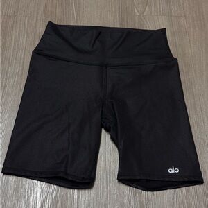 ALO Yoga Women's Classic Black Bike Shorts